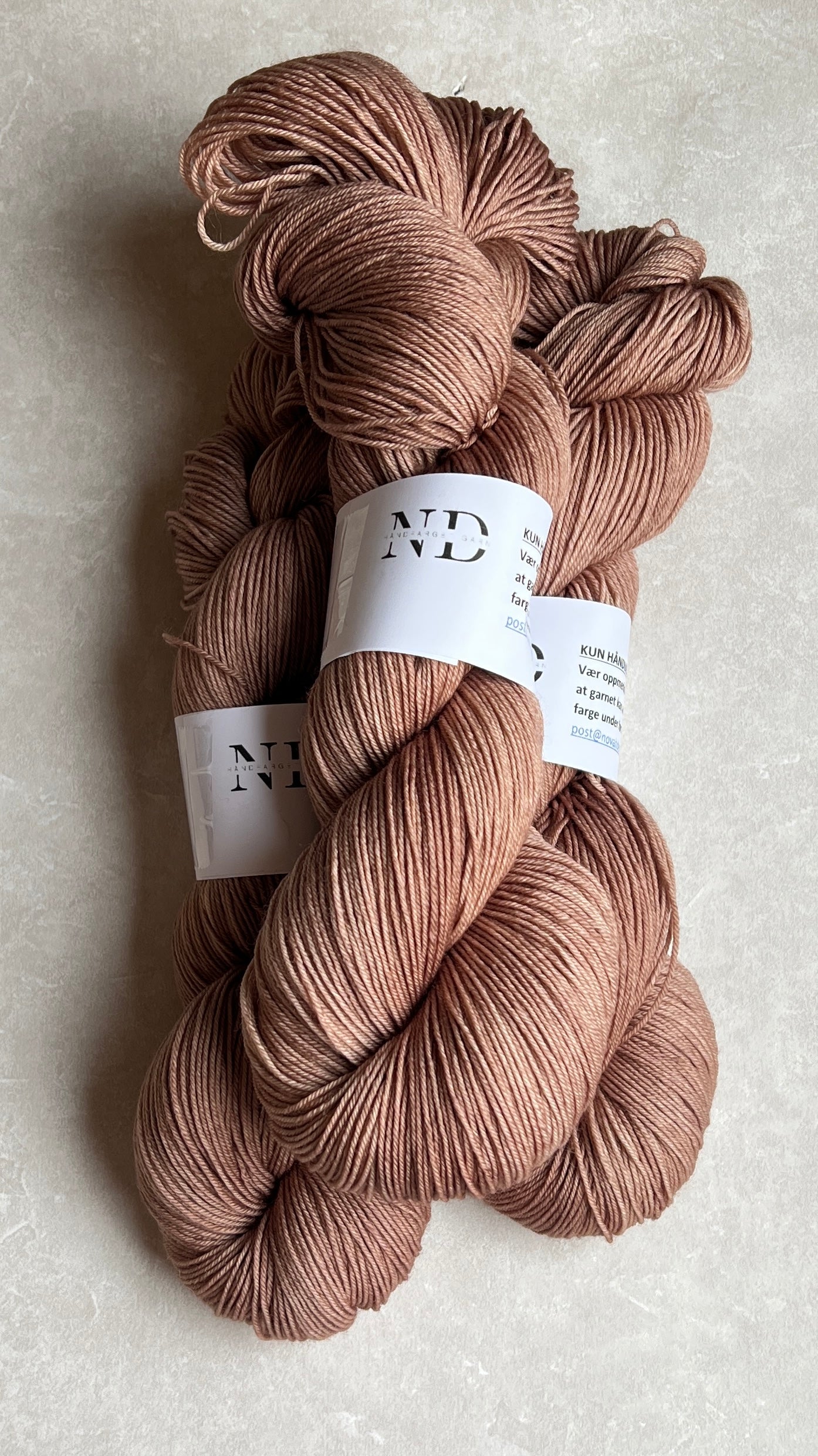SOFT BROWN - Tynn merino