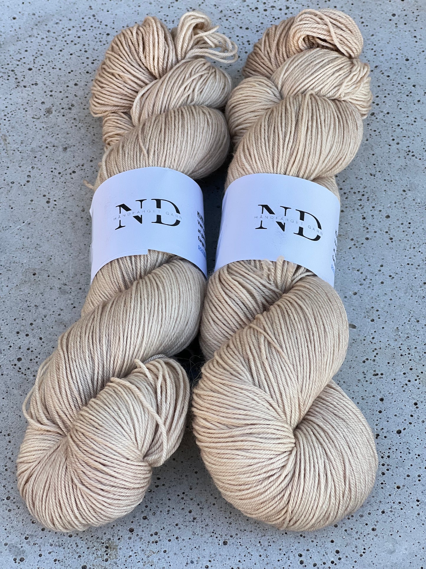 SAND - Tynn merino