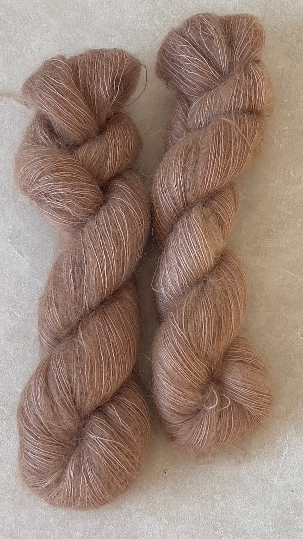 SOFT BROWN – Kid Silk Mohair