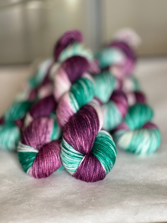 BERRY SPLASH- Tykk Merino DK