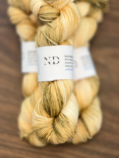 LYS STRÅ - Merino DK