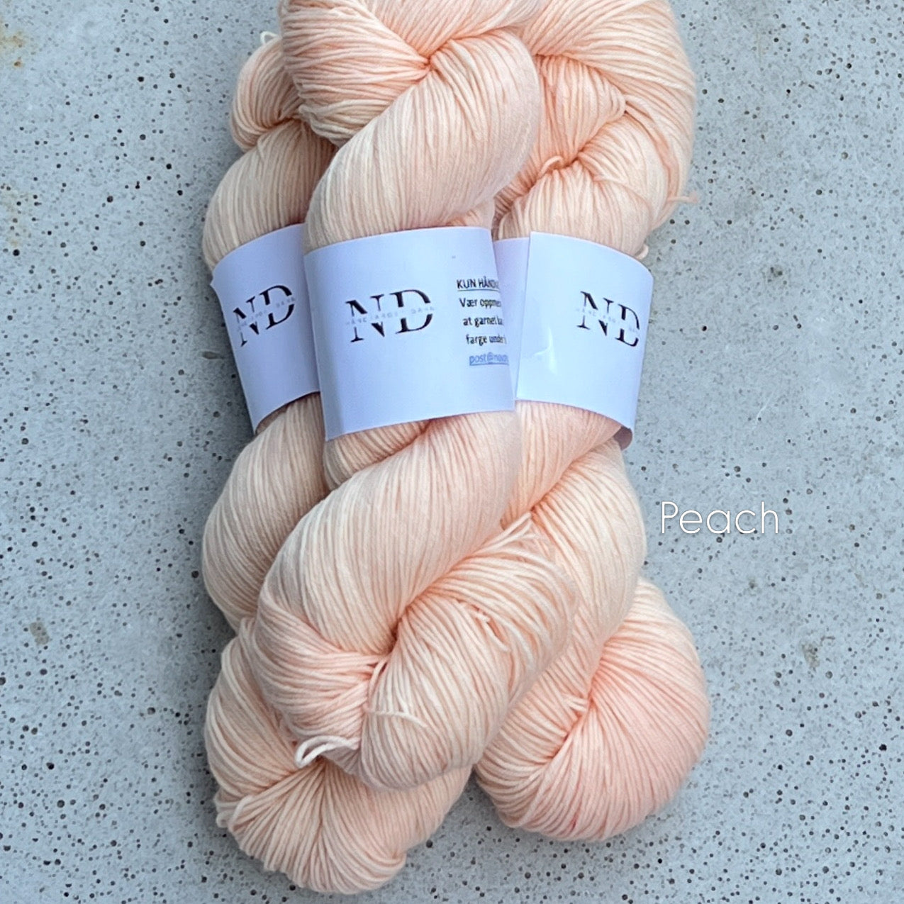 PEACH SILK - Tynn merino