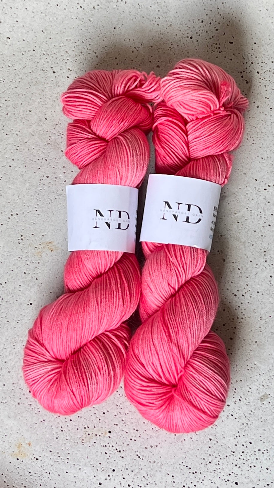 ROSA-SLØYFE – Tynn Merino